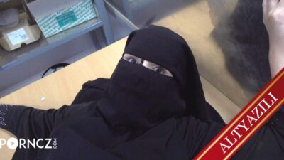 Azgın Üveyine Tatmin Olması İçin Yardımcı Oluyor Türkçe Altyazılı - Anal